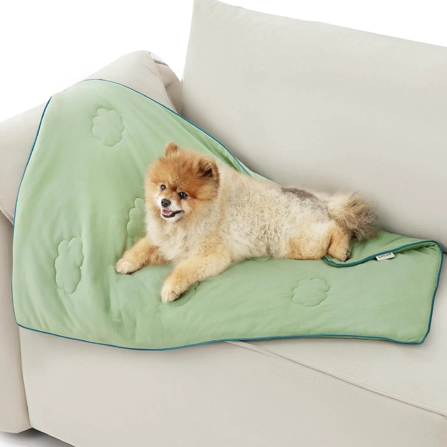 Lesure Cooling Blanket for Cats and Dogs